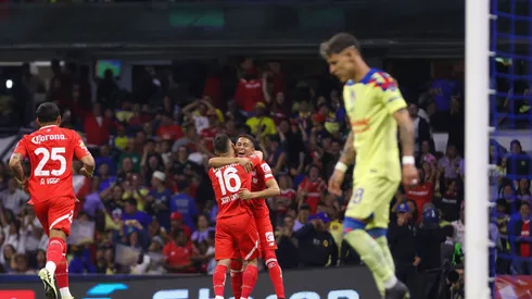 Le ganan refuerzo a las Águilas.