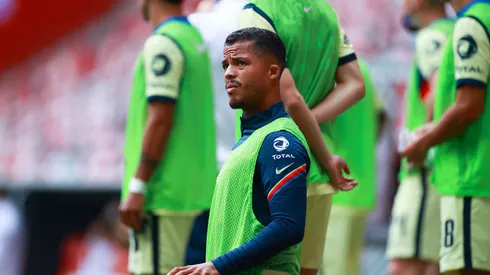 Gio aún no piensa en dejar las canchas por completo.