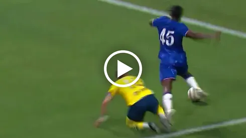 El polémico penal que le dio al Chelsea el 1-0 ante América