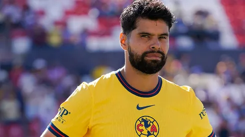 Néstor Araujo continuará en el América.