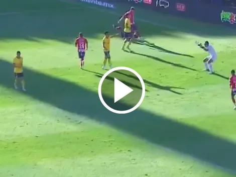 Rodolfo Cota explotó contra Néstor Araujo tras el gol de San Luis