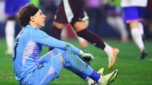 Guillermo Ochoa sigue sin equipo tras salir del Salernitana