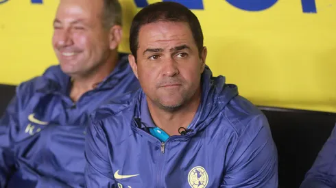 André Jardine deberá hacer todo para ganar el Clásico.