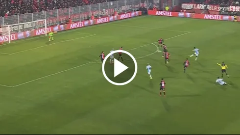 Roger Martínez convirtió un gol con Racing