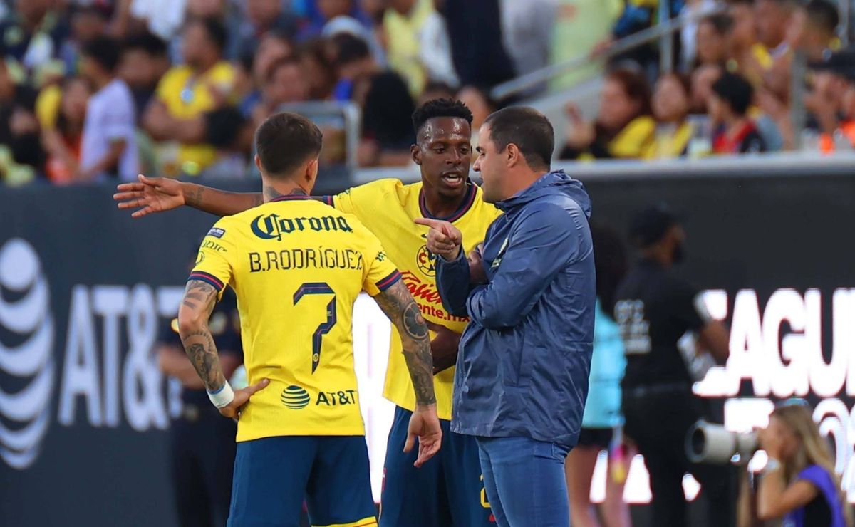 El estatus de Javairo Dilrosun y la elección del MVP por parte de los ...