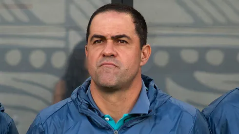 André Jardine recibe una pésima noticia.