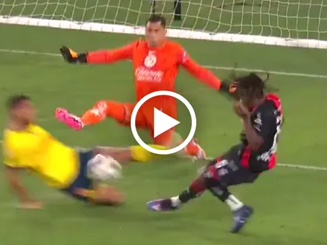 La grandiosa salvada de Sebastián Cáceres que evitó la caída de América ante Atlas