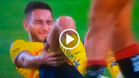 Sebastián Cáceres salió lesionado de partido.