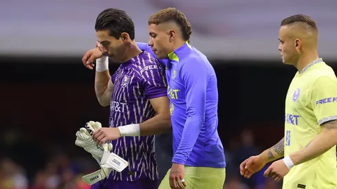 La gente no perdona a Óscar Jiménez.