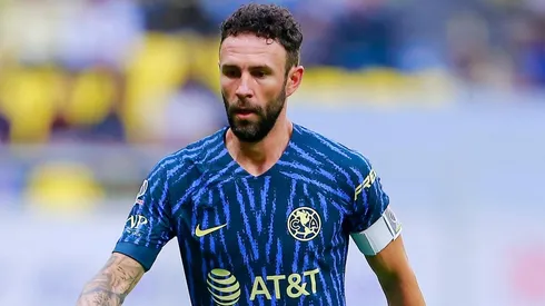 Layún no escucha las críticas.
