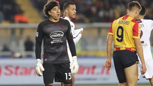 Callando críticas: Guillermo Ochoa recibe un importante galardón