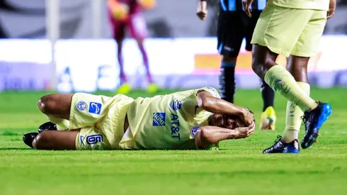 Jonathan dos Santos vivió un amargo momento.