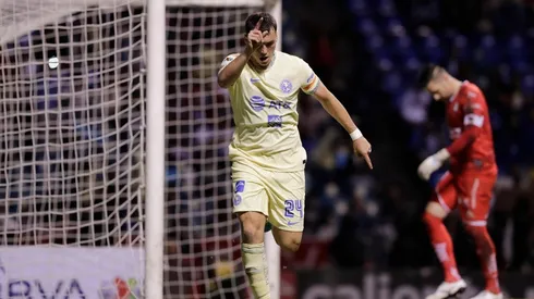 Federico Viñas seguirá en América este semestre.