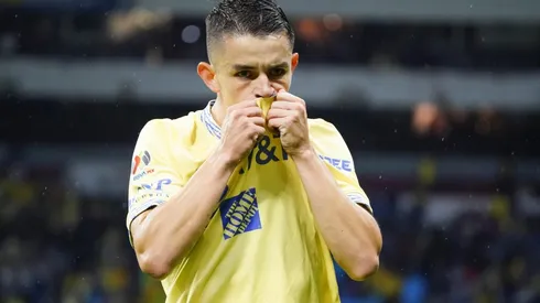 Álvaro Fidalgo será azulcrema hasta el 2026.