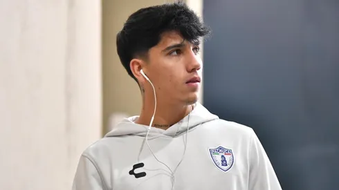 Kevin Álvarez es una de las opciones de América para su lateral derecha.