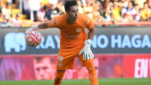 Óscar Jiménez nunca se ganó el puesto en América.