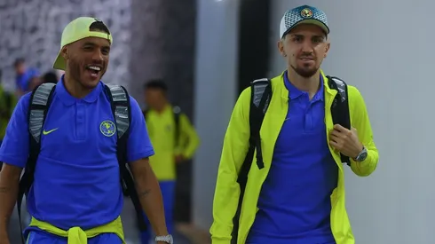 Jonathan dos Santos no ha logrado consolidarse como titular en el Nido.