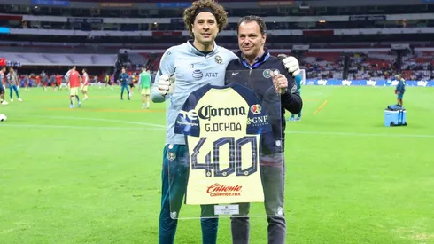 Guillermo Ochoa sigue sin renovar su contrato en Coapa.