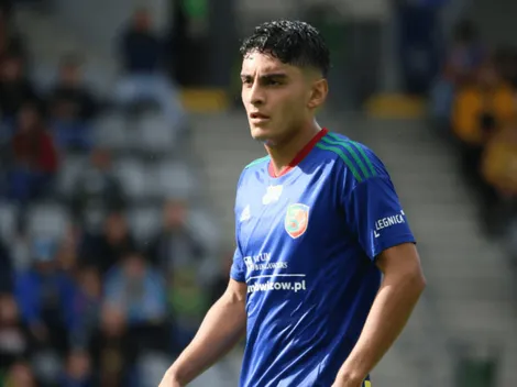 Santiago Naveda le propinó un codazo a un rival y se fue expulsado