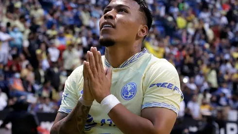 Roger Martínez, a su manera, celebró su gol número 31 en redes sociales.