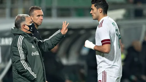 Al parecer, Raúl Jiménez no llegará al 100 por ciento a Qatar 2022.