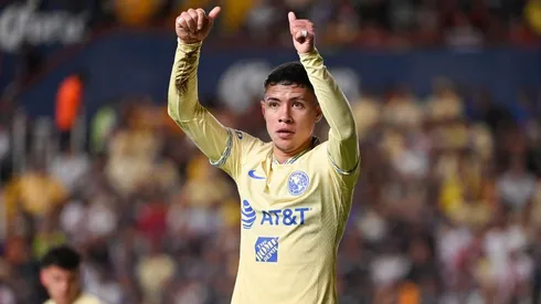 A Lara le ven pasta de seleccionado.