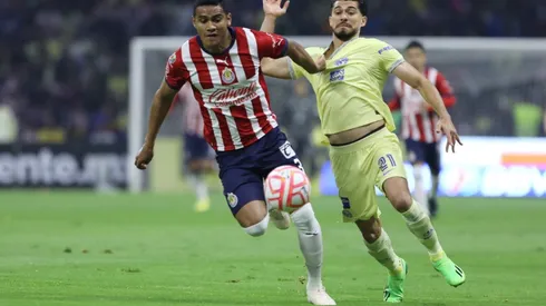 América y Chivas protagonizaron un candente Clásico Nacional.