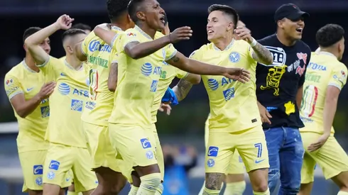 Los jugadores del América no ocultaron su felicidad por la victoria sobre las Chivas.