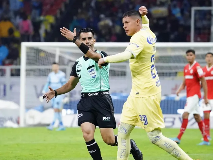 Conoce al árbitro que dirigirá el Clásico Nacional América vs Chivas