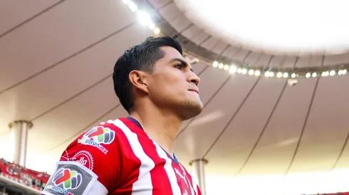 Jesús Sánchez calentó la previa del Clásico Nacional.