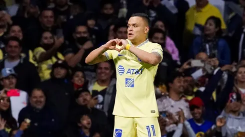 Cabecita Rodríguez marcó su quinto gol con América.