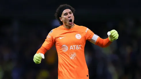 Guillermo Ochoa es leyenda del América.