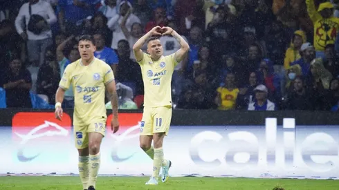 Jonathan Rodríguez sigue haciendo goles con América.