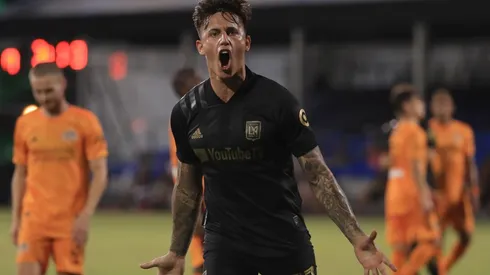 Brian Rodríguez, la bomba que esperan en América.