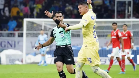 Adonai Escobedo ya dirigió un juego de América este torneo.