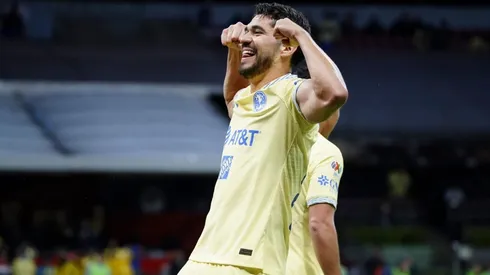 Henry Martín brilla en América.