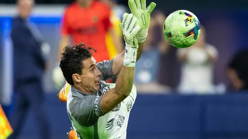 Óscar Jiménez aprovecha cada oportunidad que le brindan en el arco de América.