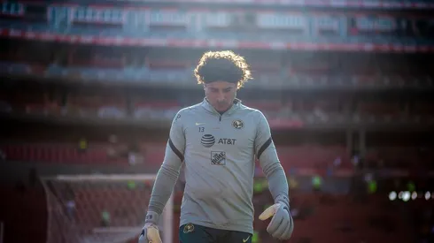 Memo Ochoa fue criticado de nuevo.