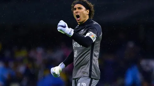 Memo Ochoa está tranquilo pese a que su contrato en América está por terminar.