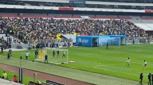 El hincha se hizo presente en el Estadio Azteca.