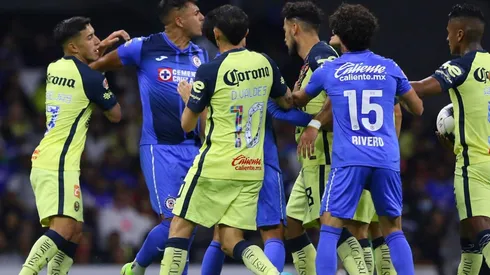 América le arrebató a Cruz Azul a Jonathan Rodríguez.