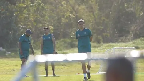 Fernando Ortiz espera por los refuerzos.