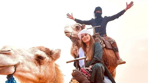 Óscar Jiménez y Mariana Echeverría llevan unas magníficas vacaciones.