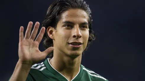 Diego Lainez estaría entre el Celta y el América.
