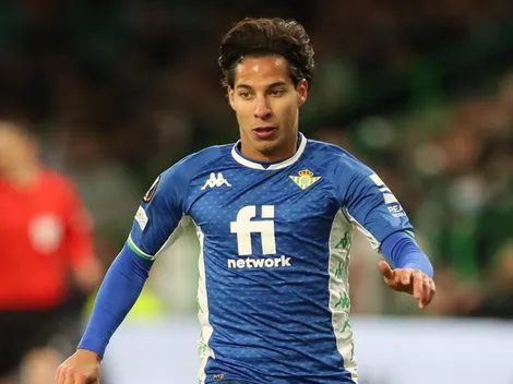 Diego Lainez está muy cerca de América