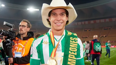Diego Lainez no ha tenido mucha participación con Betis.
