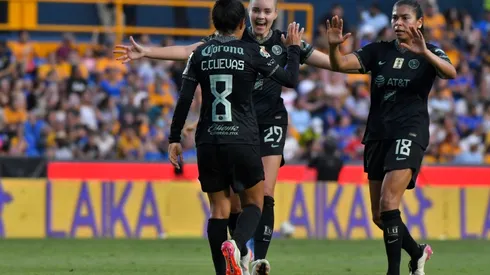 América Femenil rescató el empate en el Volcán.