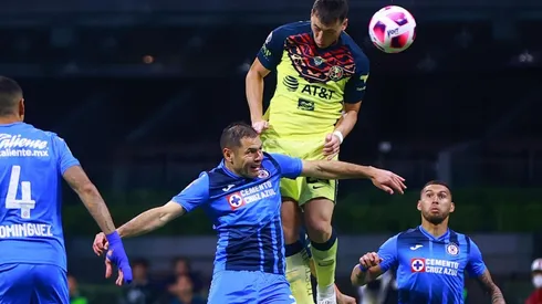 América enfrentará a un Cruz Azul envuelto en rumores.