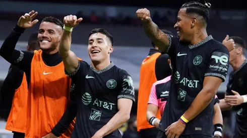 América celebró con baile su segundo gol.