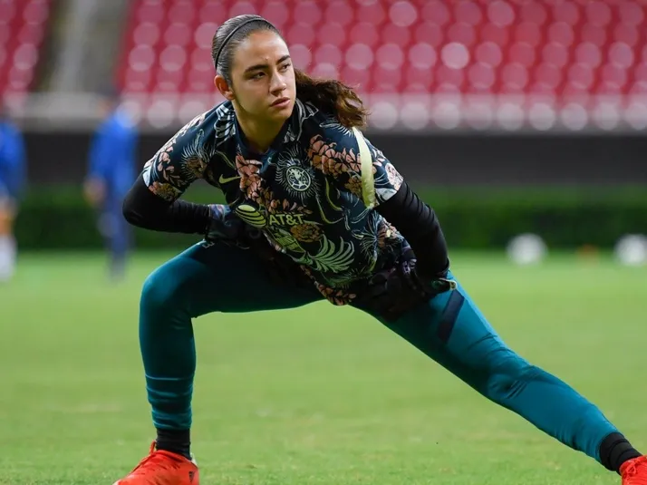 Portera de América explota contra narrador de TUDN